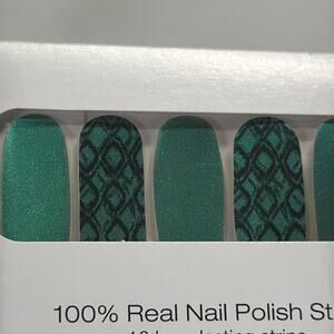 NWT Color Street Retired "Snake My Day" Green Black Snakeskin Nail Strips